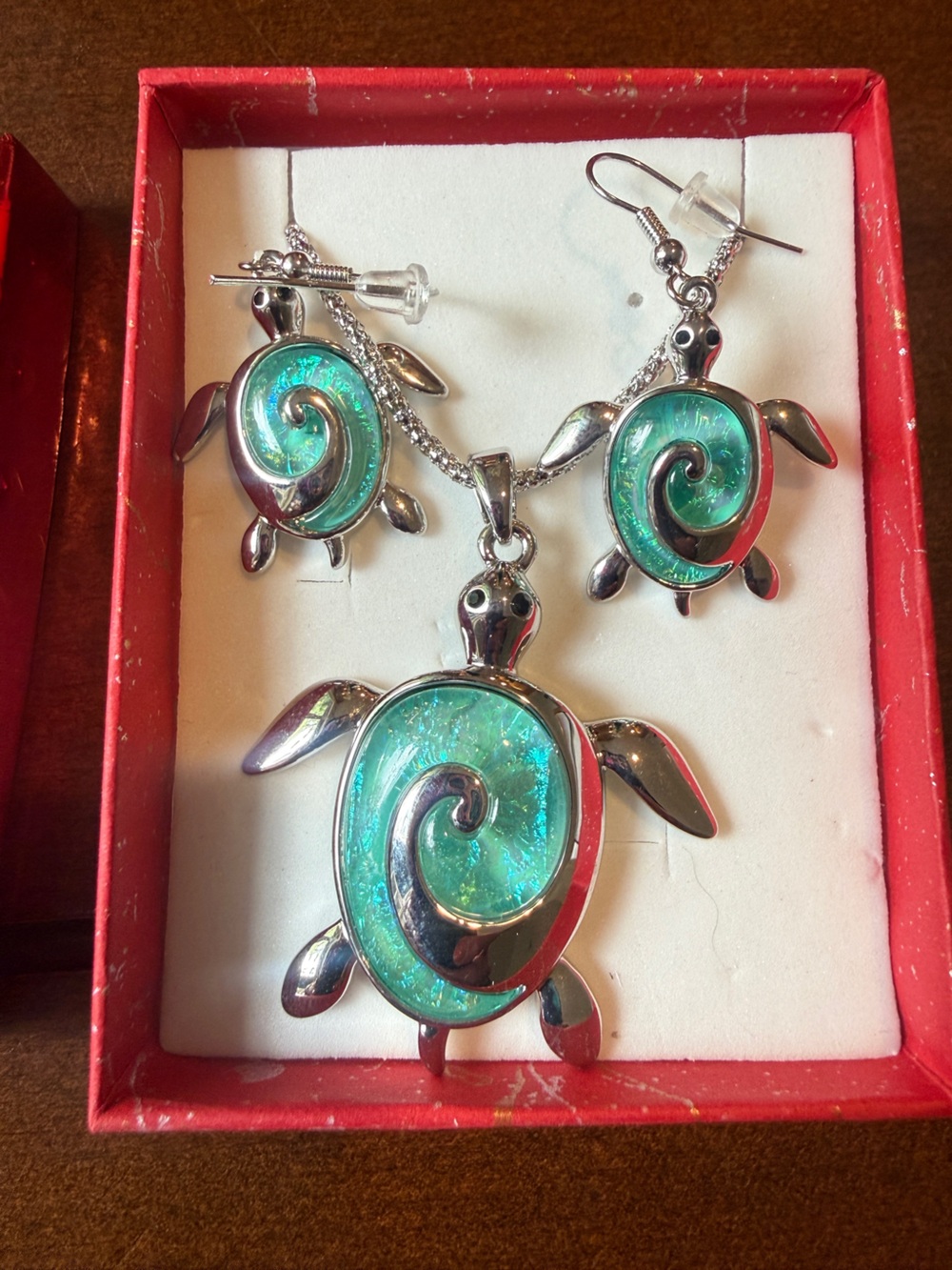 Sea Turtle Pendant Necklace and Earrings Set - Green Opal Inlay